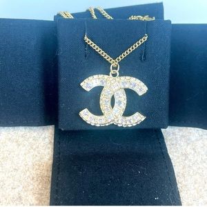 Chanel necklace authentic